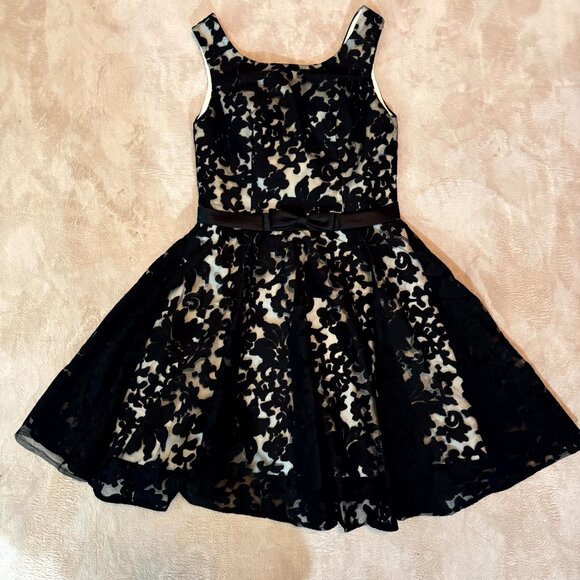 LEVORY J Black Floral Lace Fit & Flare Cocktail Dress – Women’s Size 2 - Picture 1 of 10